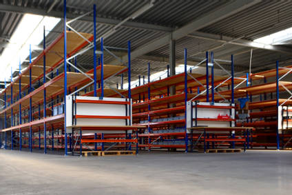 EU Warehouse Packing Stations